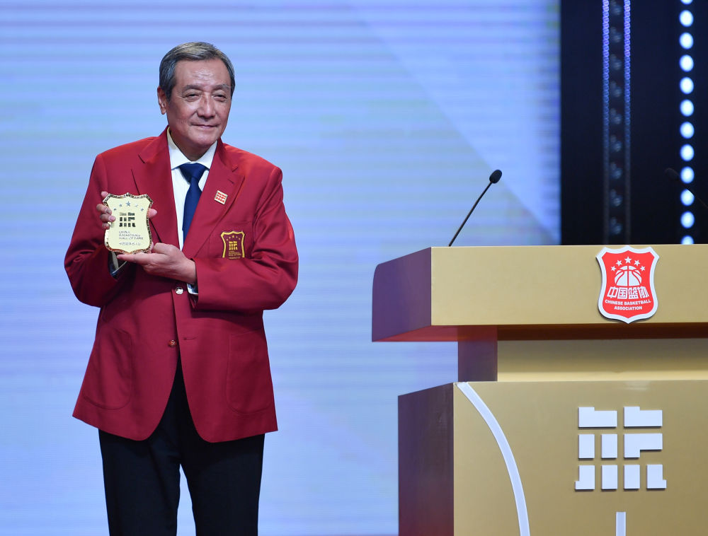 九游体育app下载-包含中国篮球名宿访谈：94黄金一代的辉煌的词条