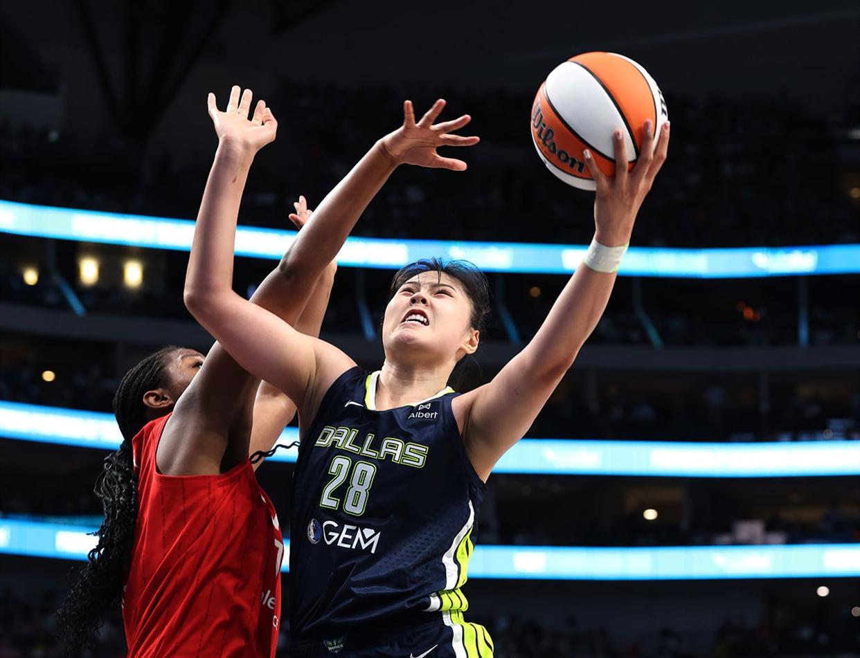 九游体育官方网站-关于韩旭vs李月汝：WNBA双塔的成长之路的信息